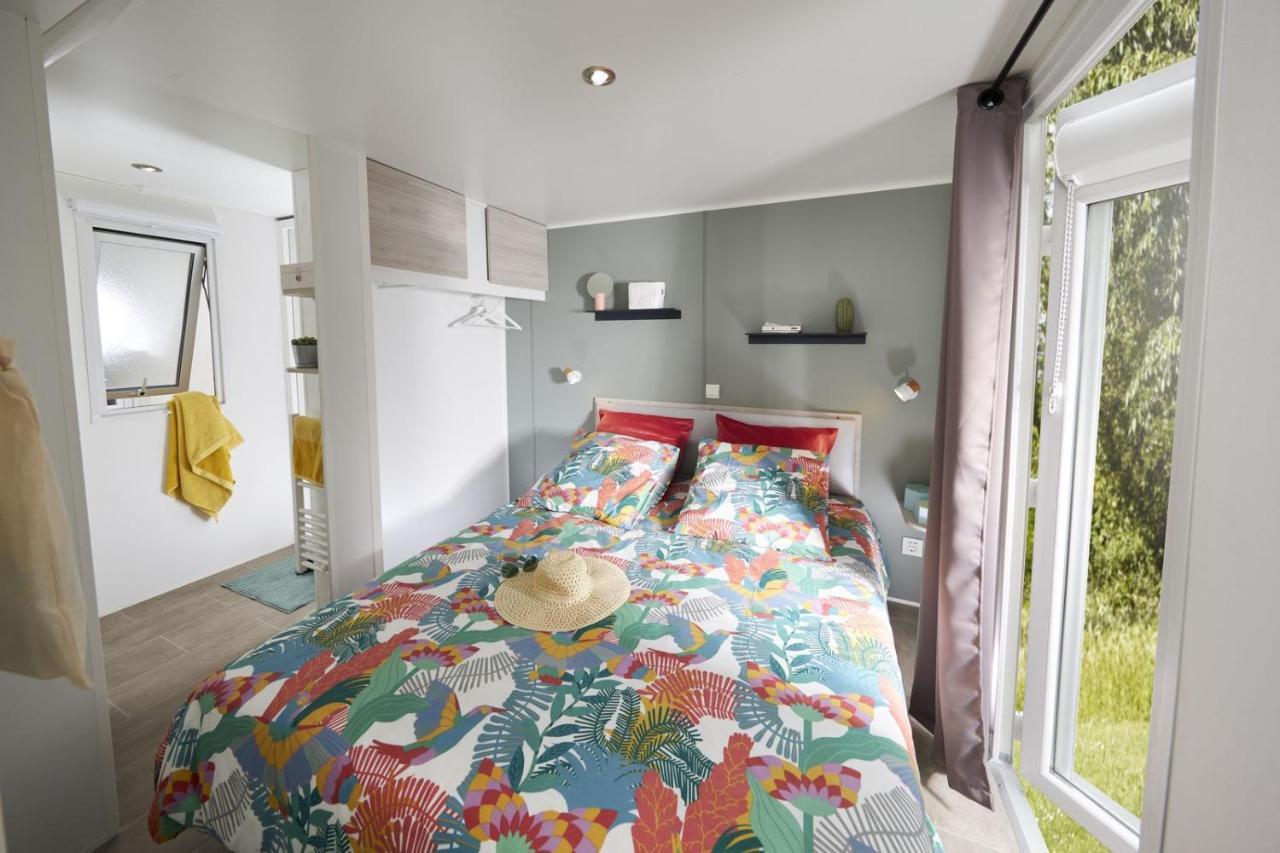 Hotel Les Chapelains à Saillans  Extérieur photo